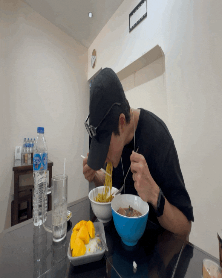  치앙마이 올드타운 현지인 맛집 뭄 알로이 진짜 강추하는 곳