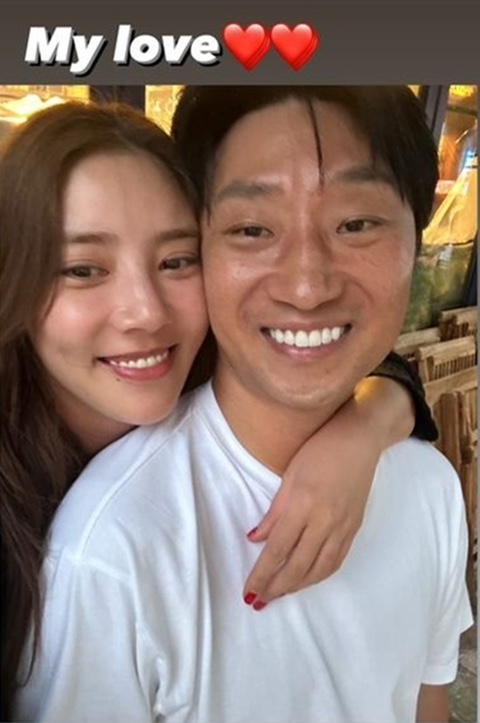 가수 손담비'시험관 <b>재도전</b>' ️이규혁과 여전히 꿀 떨어지는... 