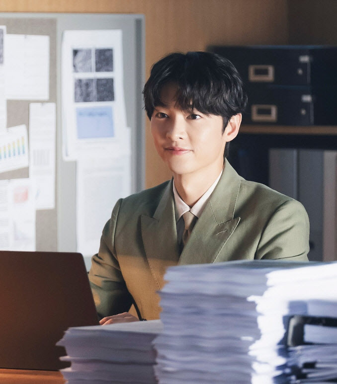 <b>송중기</b>·<b>케이티</b> 부부, 두 아이 부모<b>된다</b>…둘째 임신