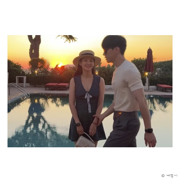 완판녀 <b>김무열</b><b>윤승아</b> 여행룩 브론테 버킷햇 여름 모자 가격은?