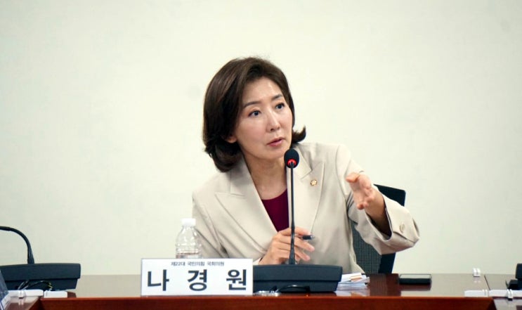 <b>나경원</b>, 광주 <b>정율성</b> 공원 찾아 “조성사업 철회해야”