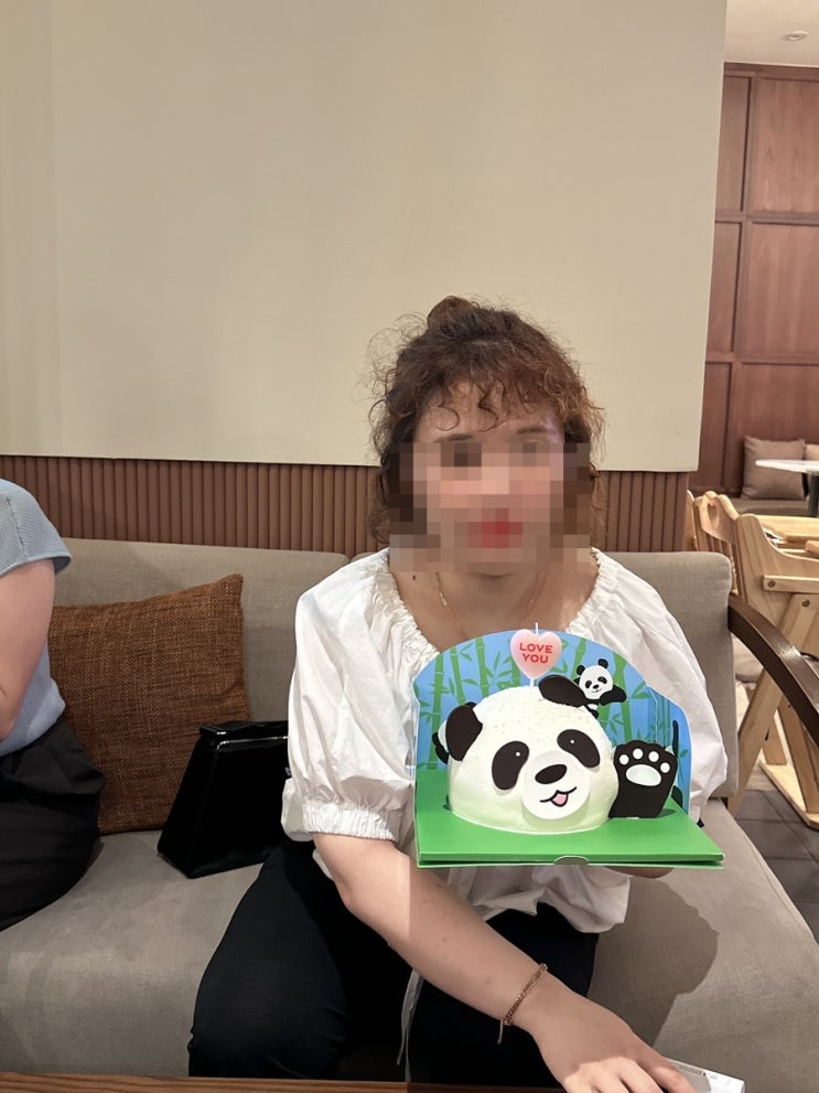  파리바게트 안녕!판다케이크 먹어본 후기 귀여운 푸바오 케이크