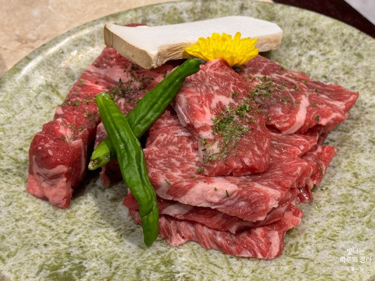 줄서는식당 강남역맛집 화설 입에서 살살녹는 꽃살과 등심