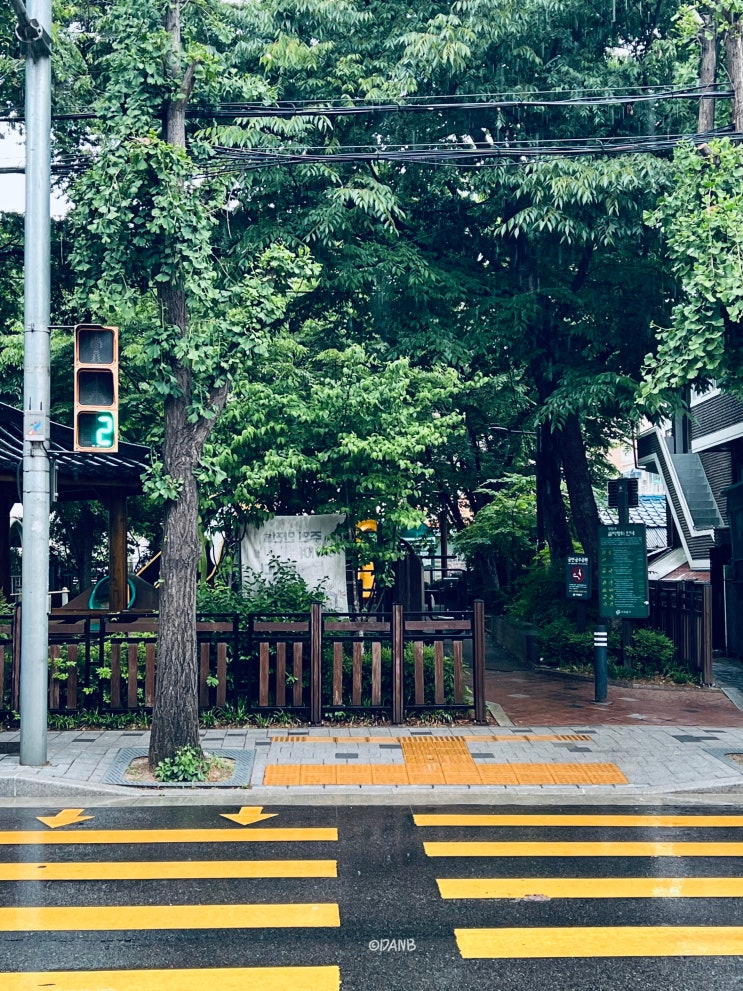  유난히 얄궂은 장마로 시작한 7월