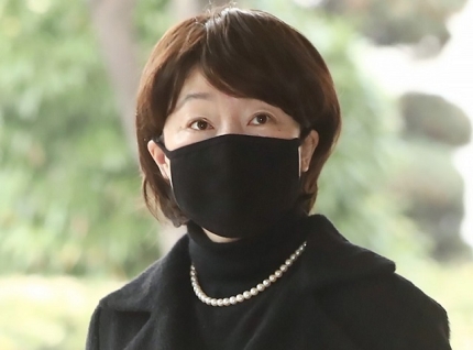 [철퇴맞은 <b>진혜원</b> 검사] 검찰, 김건희여사에게 "쥴리 스펠링은... 