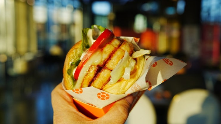  제주 수제버거 맛집 버거요 제주본점 이용 완벽 가이드. 해질녘 아름다운 바다뷰 썬셋 배경 사진은 덤!!