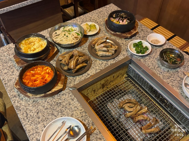 레트로한 분위기로 데이트하기 좋은 고기집 압구정맛집 몽갈비
