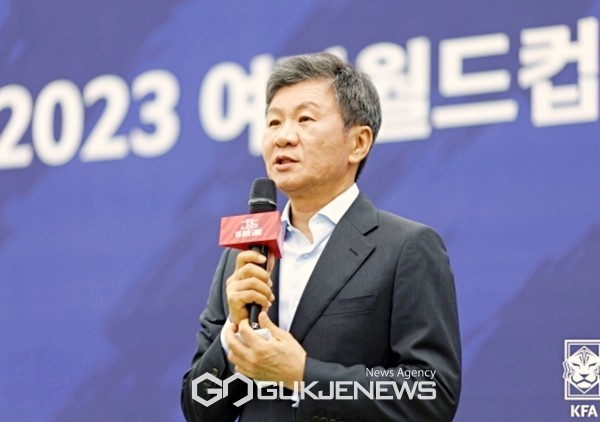윤덕여 윤정환 이미연 이상기 이영진 <b>전경준</b> 재조명  프로필 나이