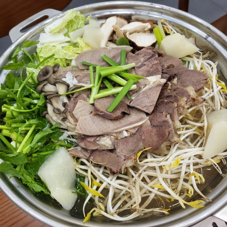  [문정역 점심 맛집] 깔끔한 육수가 일품인 미나리수육전골 본설렁탕