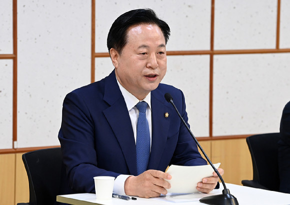[류재복 칼럼] <b>김두관</b>의 <b>민주당</b> 대표 출마를 적극 지지한다