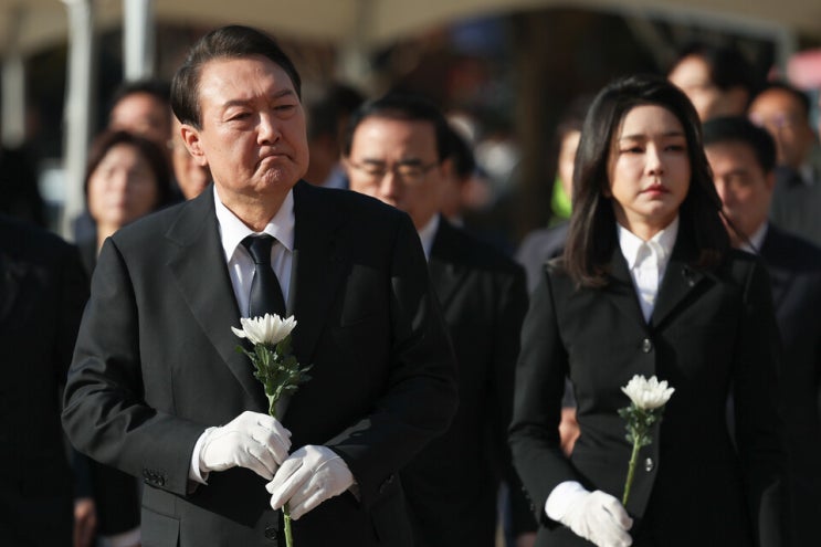 민주당, 尹 <b>탄핵</b> 국민동의청원 <b>청문회</b> ‘지렛대’ 채상병 특검... 