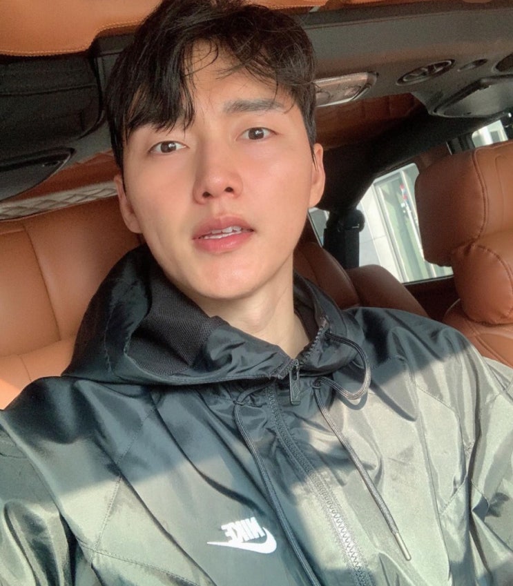 경남 FC 축구선수 <b>윤주태</b> 근황 인스타 유튜브 여성들과 콘텐츠