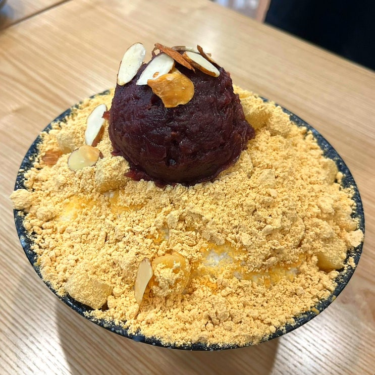  [설빙] 달콤한 팥과 고소한 인절미의 조합: 팥인절미설빙(맛, 가격, 칼로리)