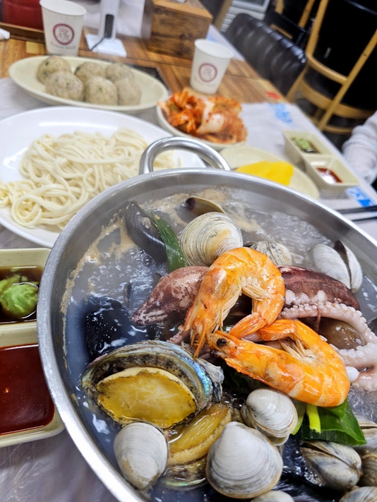  조치원 고복저수지 맛집 대왕해물손칼국수 후기
