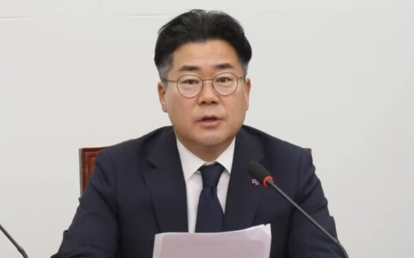 <b>박찬대</b>, ‘<b>특검</b>법’ 수용 압박 “거부권?, 국민 위한 대통령... 