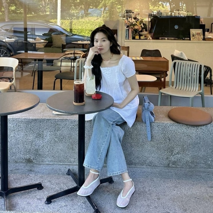  류이서 메리제인 슈즈 컨템포러리 디자이너 브랜드 거라는데?