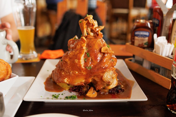  [스위스] 인터라켄 맛집에서 느끼는 독일의 맛 Husi Bierhaus