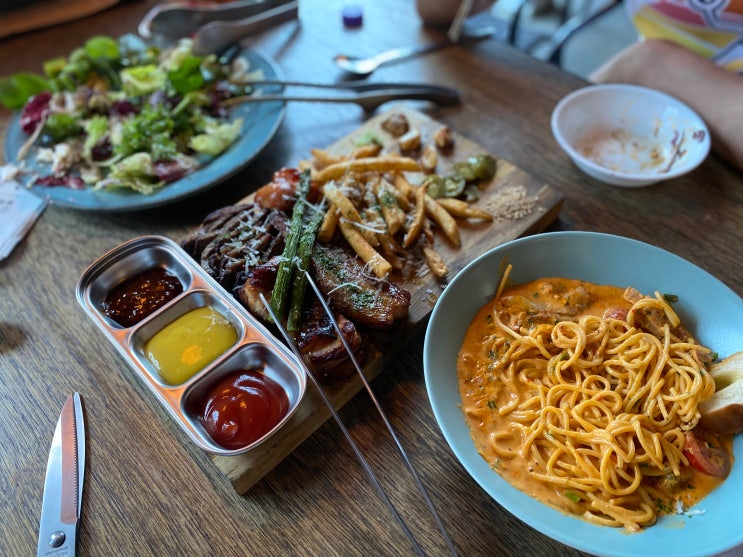  궁평항파스타맛집 마초그릴 카페 엘까미노