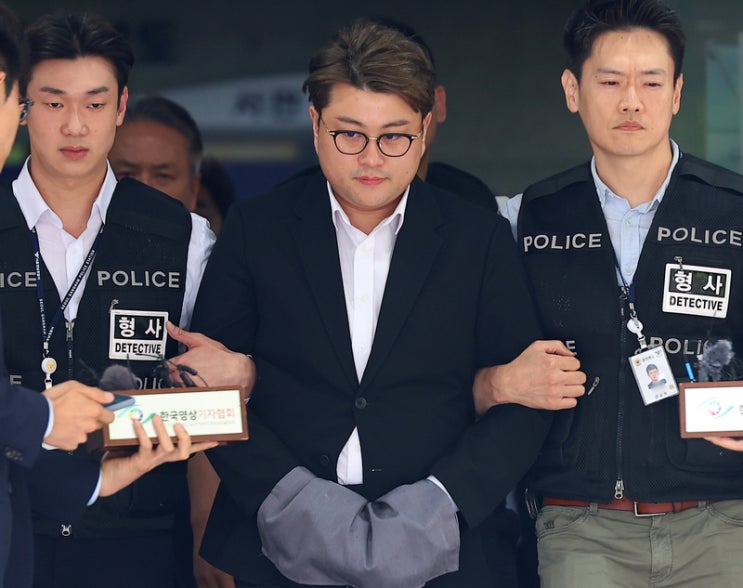 "음주 뺑소니" <b>김호중</b>, 첫 <b>재판</b> 출석 예정, <b>김호중</b>방지법 뜻... 