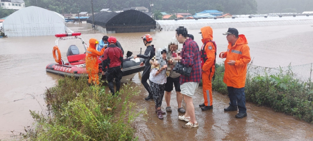 충남 서천 논산 폭우: <b>대전</b> 충남 폭우, 충남 서천 논산 폭우 피해... 