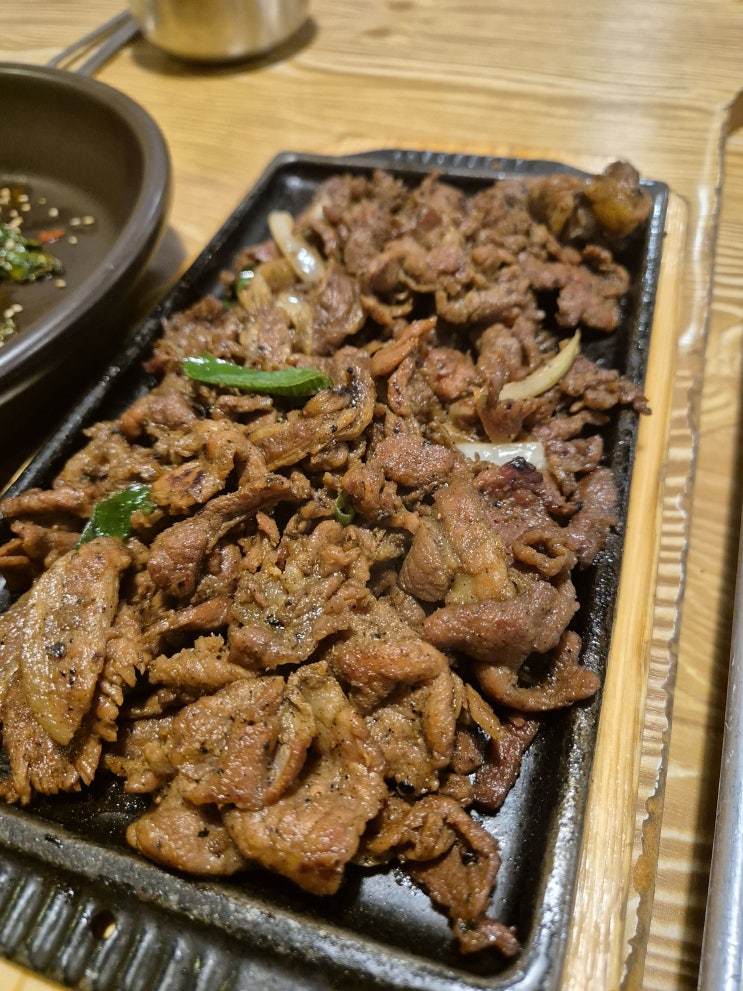  [세미원 쌈밥 맛집] 신선한 쌈 야채와 숯불고기가 맛있고 한우도 먹을 수 있는 창우동 고기 맛집 착한 쌈밥 솔직후기