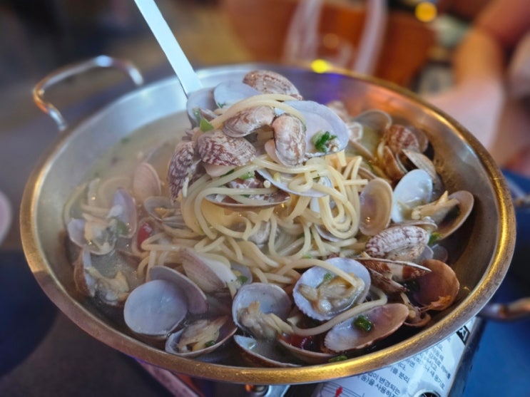  대구 성서 계대 동문 맛집 파랑해, 조개 술찜과 레몬 맥주 추천