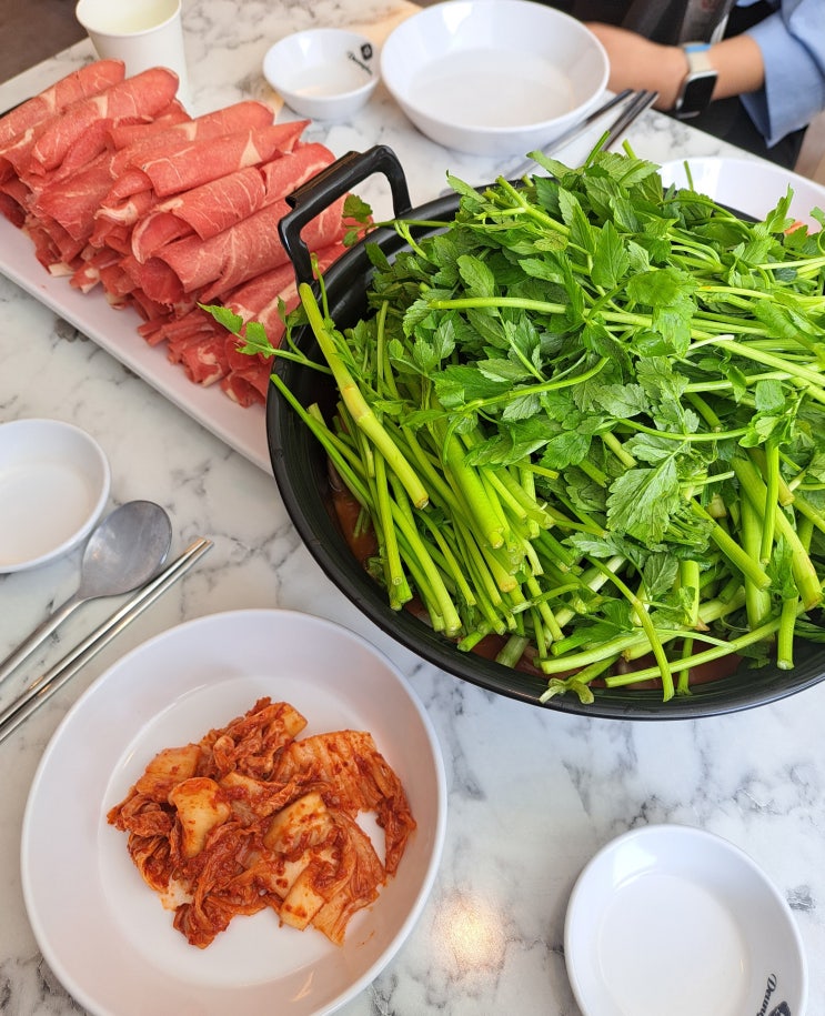  용산 점심 등촌샤브칼국수 의외로 볶음밥이 취저