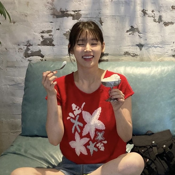  최강 동안 박환희 여성 여름 반팔 니트 어디꺼?