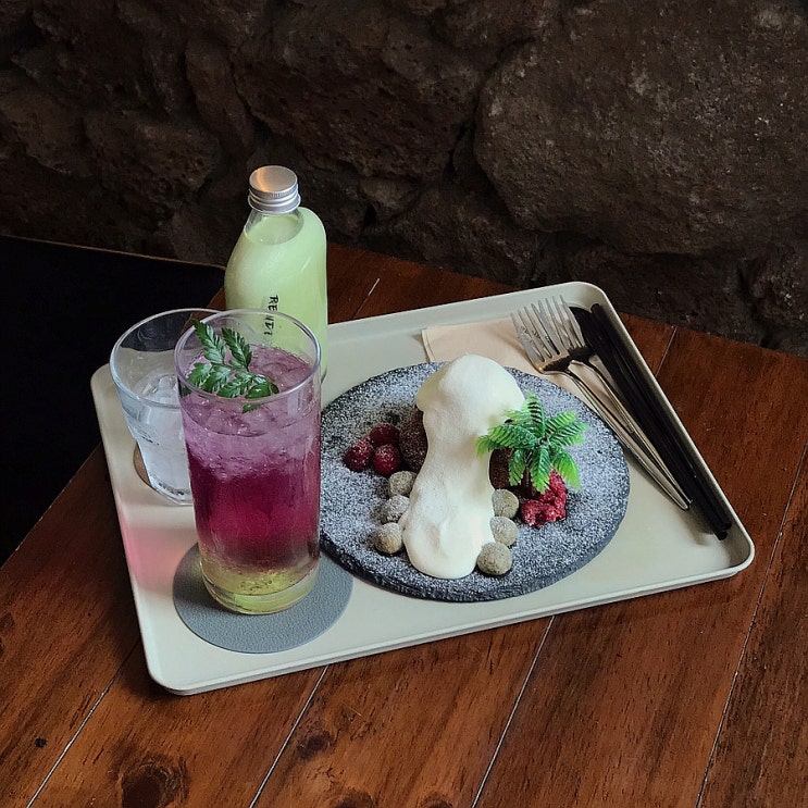 제주의 낮과 밤을 담은 동성로카페 랑데자뷰 , 대구대형카페 제주도 ver 제주의 낮과 밤을 담은 동성로카페 랑데자뷰 , 대구대형카페 제주도 ver