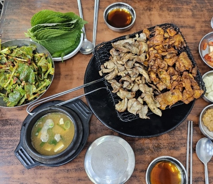 대구 칠성시장 노포 맛집 정화네 하우스 후기 연탄 석쇠 돼지불고기 대구 칠성시장 노포 맛집 정화네 하우스 후기 연탄 석쇠 돼지불고기