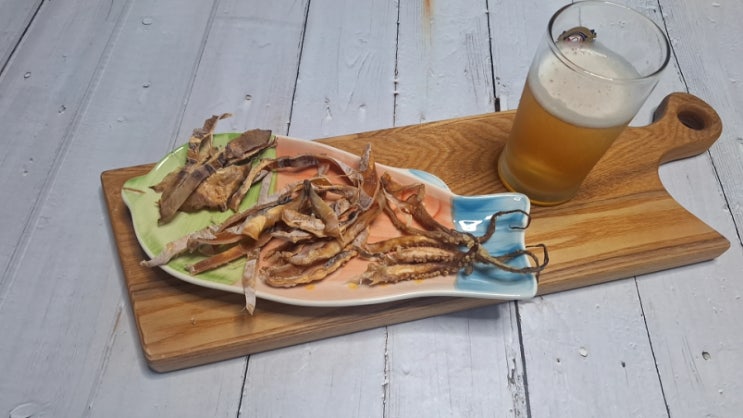  간편한안주 찾을 때 영일만친구 건오징어 쫄깃하고 짭쪼름하니 맛있네