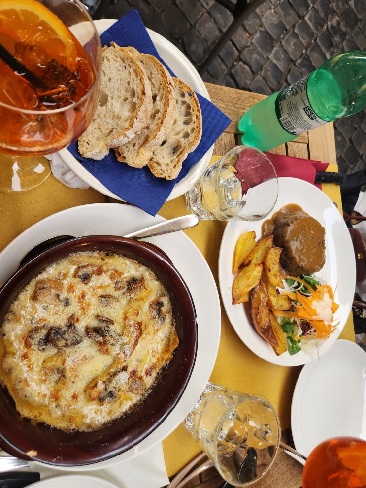 근처 맛집 -올드베어,콜로세움 근처 맛집-<b>La</b> Nuova Piazzetta