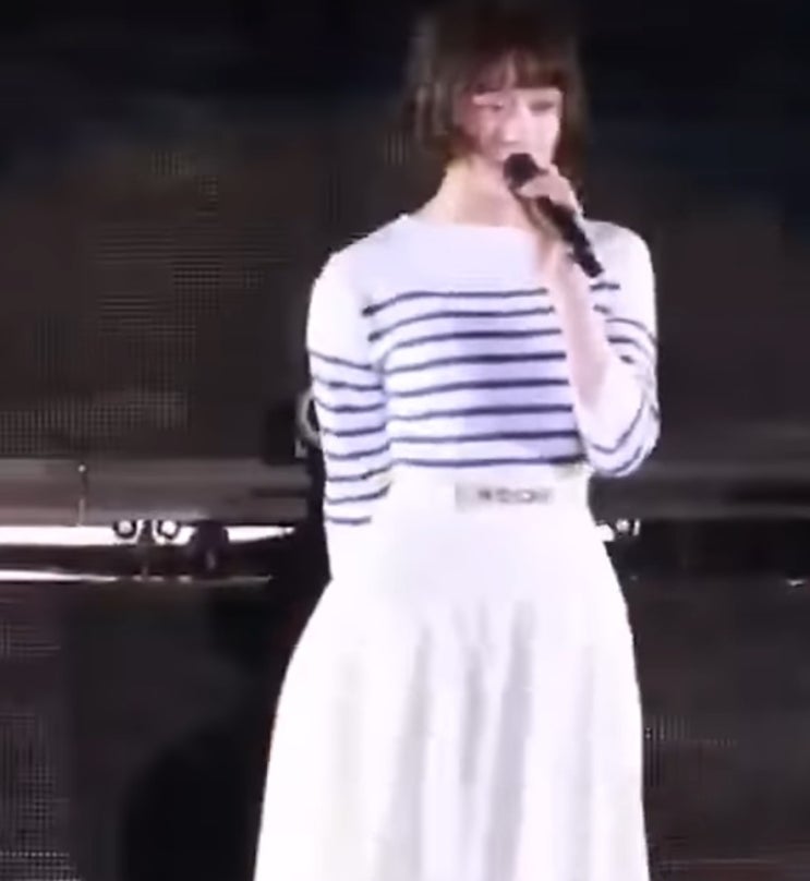 푸른 산호초에 가려진 <b>뉴진스 일본</b>진출 성적