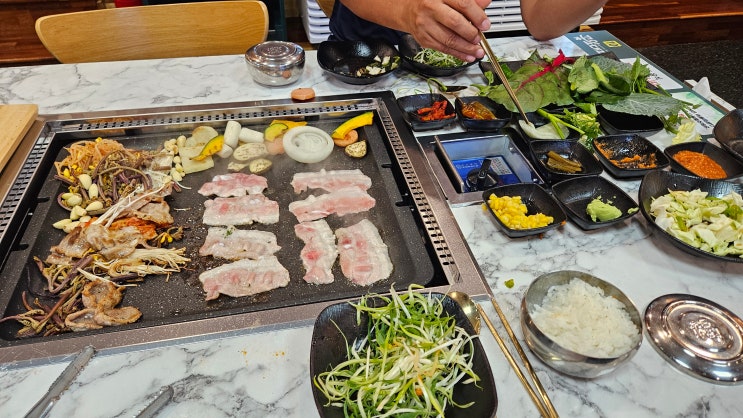 아라동맛집 꽃잎대패 제주아라일동점 무한리필샐러드바 가성비 대박 아라동맛집 꽃잎대패 제주아라일동점 무한리필샐러드바 가성비 대박