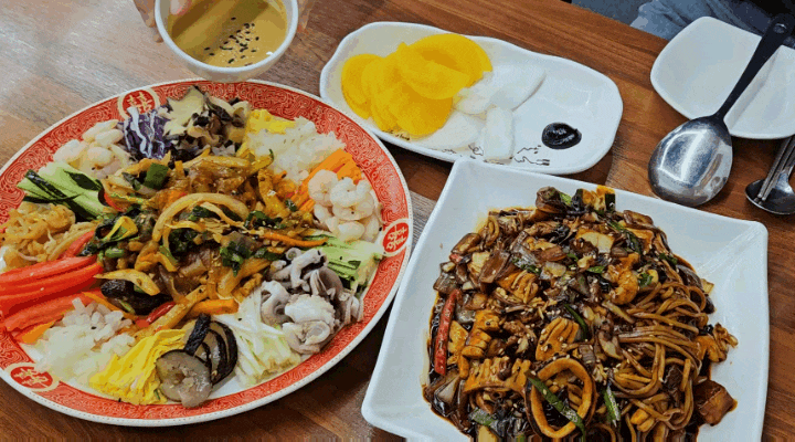  광주 우산동 천자문 // 배달안되는 쟁반짜장맛집