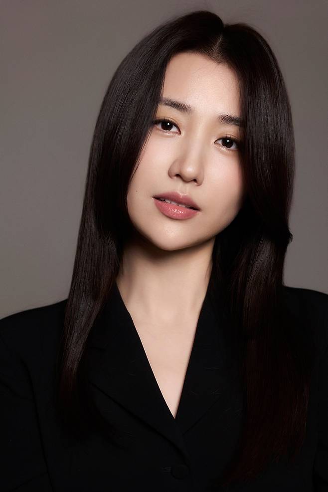 <b>박하선</b>, MBC 에브리원 '<b>히든아이</b>' MC 확정…<b>김성주</b>와 호흡