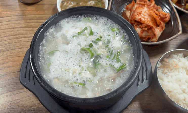  [방배역 맛집] 머릿고기 주는 맑은 순댓국집, <오복순대국감자탕>