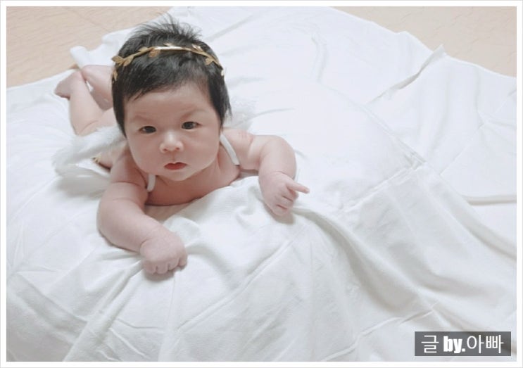  초보아빠 어디서 주워듣고 신생아 터미타임 시기 생후 20일에 시킨 결과는