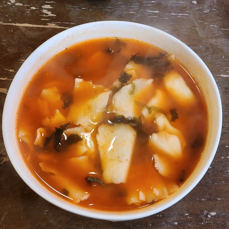  뽕씨네얼큰수제비 영등포역 수제비맛집 영등포 단골손님 많은 맛집