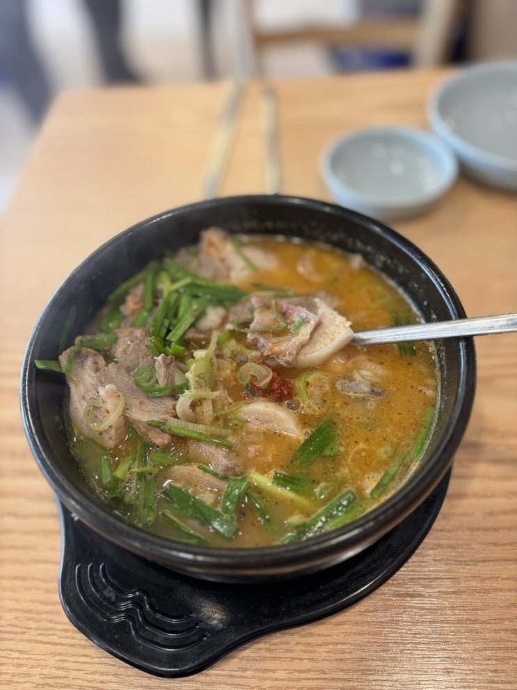  [서울] 든든국밥, 강남 반포동 논현역 맛집 순대국밥 모듬수육 낮술