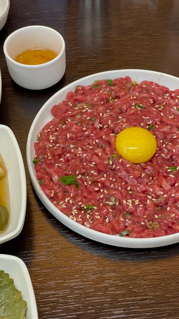 강남역 고기 맛집 '다몽집' (등심덧살, 깍두기항정살, 1++한우육회)