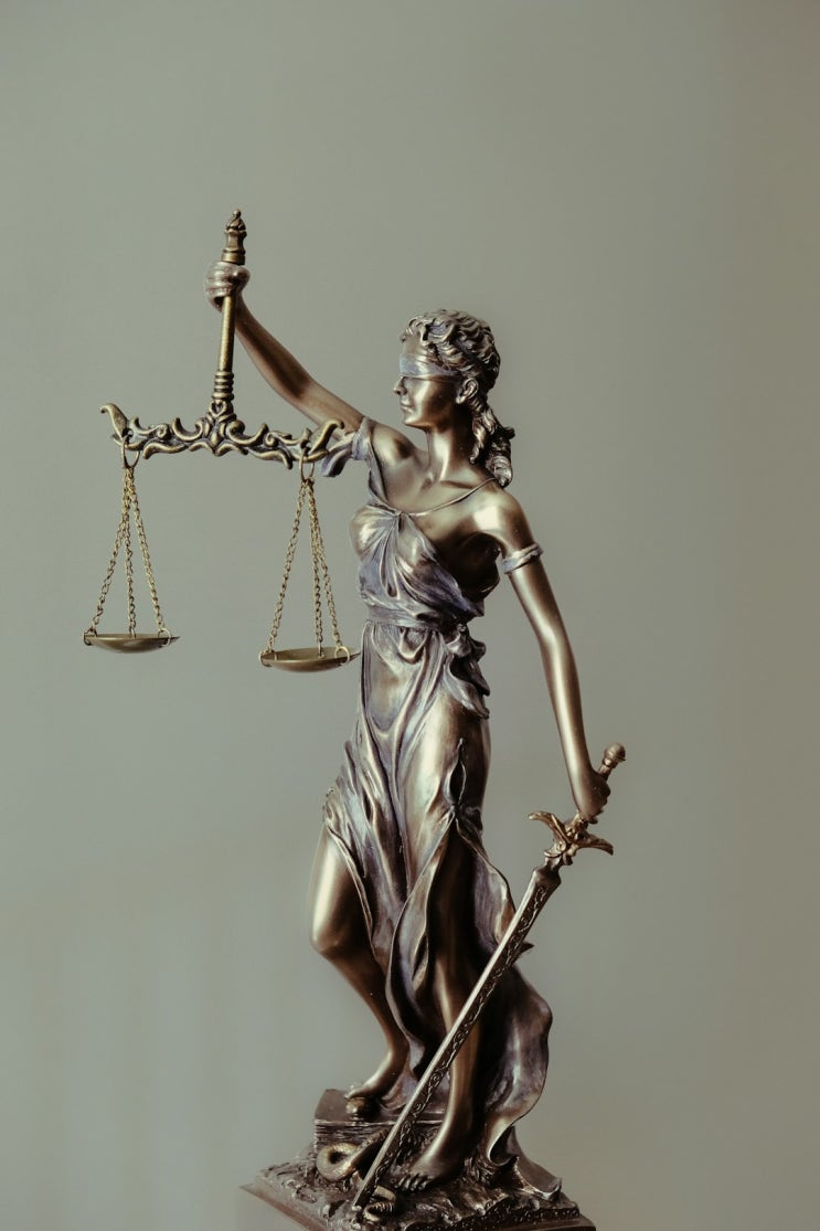 <b>청담동</b> 술자리 의혹` 음악<b>카페</b> 업주, `더탐사` 상대 <b>손배소</b> 패소