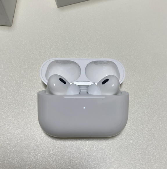  2023 에어팟프로 2세대 USB-C 블루투스 애플 이어폰 에어팟프로 가격 금액 당일 새벽도착 무료배송 무료반품 액티브노이즈캔슬링 방수가능 커널형 유닛 애플케어 선택 2세대에어팟