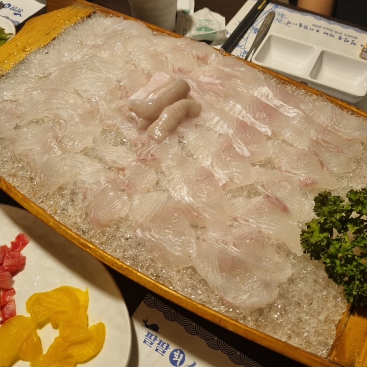  금촌 로타리 맛집 팔팔회수산 프라이빗한 룸