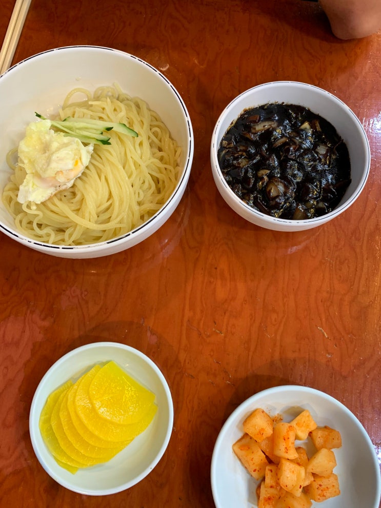  남포동 영화 <신세계>의 배경, 화국반점