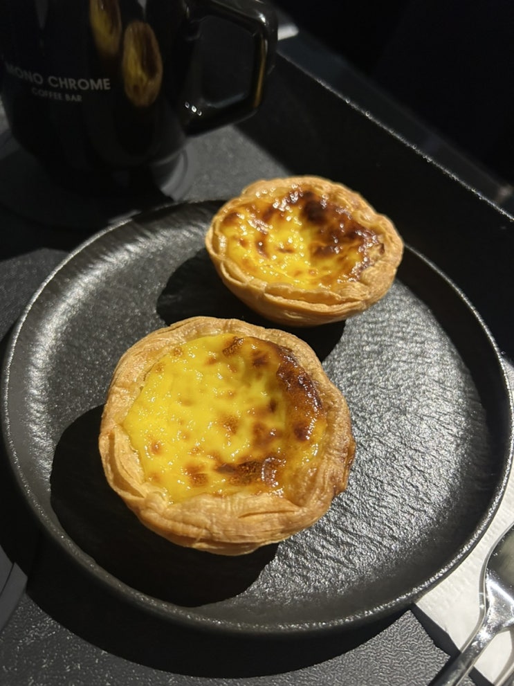  또간집 성남동 카페 모노크롬커피바 디저트맛집