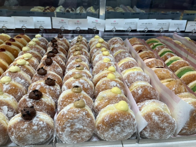  노티드 도넛 대전 신세계 백화점 방문 리뷰