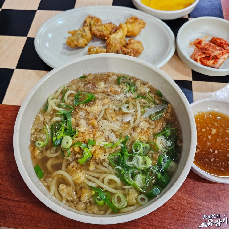  인천 신포시장 노포 신신옥 구수한 튀김우동 바삭한 장어 튀김