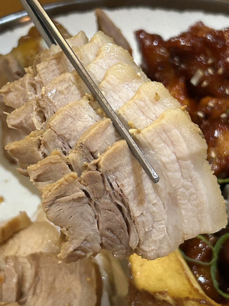  족발 칼로리 걱정없고, 잡내없는 굽은다리역맛집 가장맛있는족발 후기