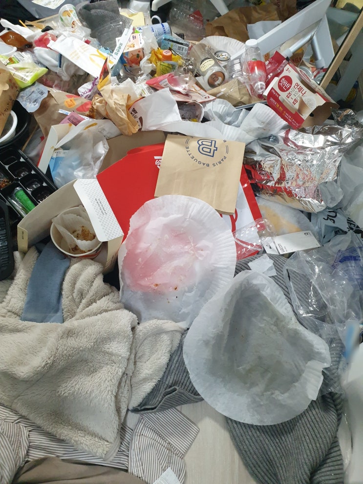  부산 원룸 쓰레기 폐기물처리와 거주청소 한 번에 해결합니다